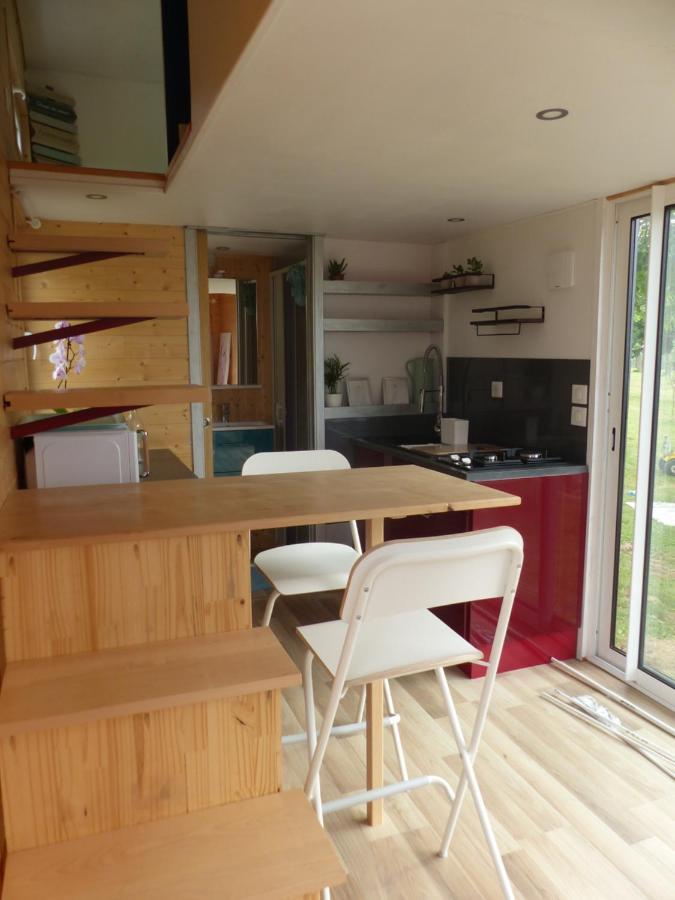 Mon Ptit Nid House Tiny House Apartamento Panissieres Exterior foto